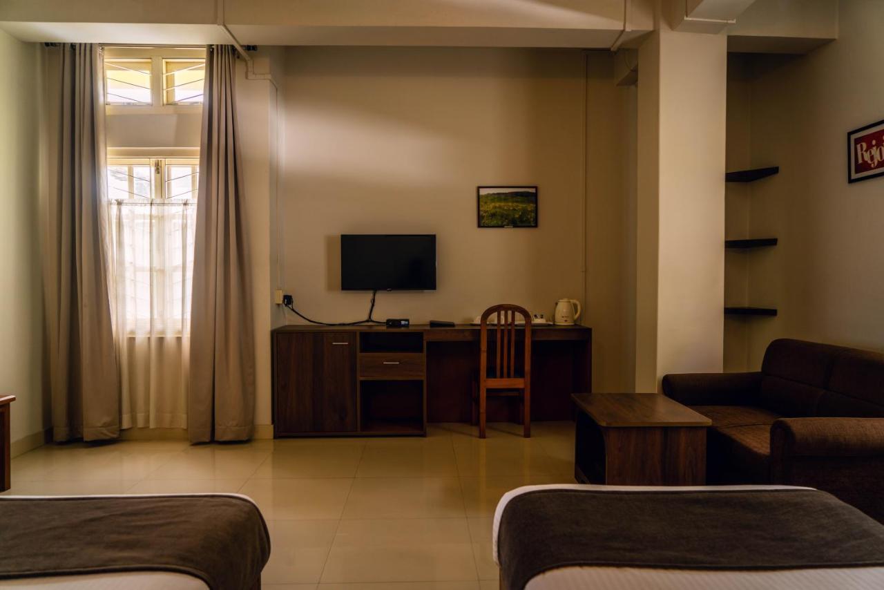 Hotel Ariel Kohima Bagian luar foto